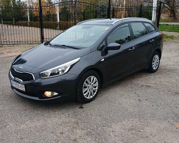 Серый Киа Сид, объемом двигателя 1.6 л и пробегом 270 тыс. км за 9500 $, фото 1 на Automoto.ua