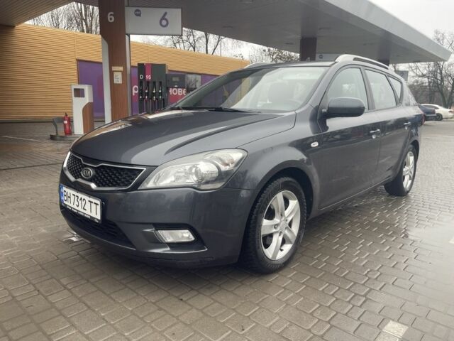 Сірий Кіа Сід, об'ємом двигуна 1.6 л та пробігом 225 тис. км за 7999 $, фото 1 на Automoto.ua