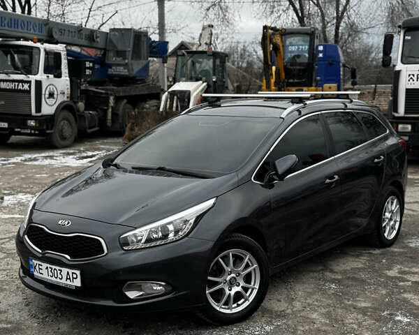 Сірий Кіа Сід, об'ємом двигуна 1.58 л та пробігом 199 тис. км за 10500 $, фото 1 на Automoto.ua