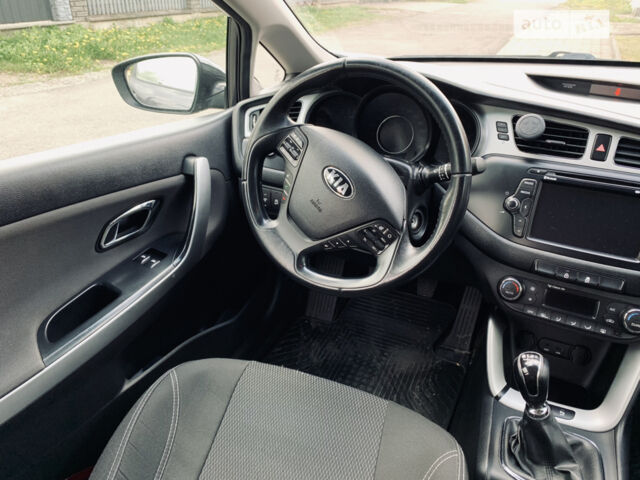 Серый Киа Сид, объемом двигателя 1.6 л и пробегом 230 тыс. км за 8500 $, фото 1 на Automoto.ua