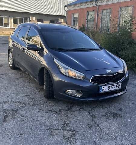 Серый Киа Сид, объемом двигателя 1.58 л и пробегом 262 тыс. км за 7900 $, фото 1 на Automoto.ua
