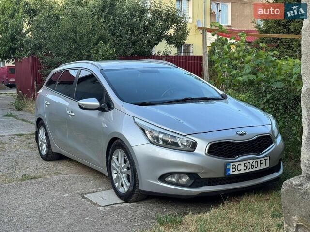 Серый Киа Сид, объемом двигателя 1.58 л и пробегом 233 тыс. км за 8900 $, фото 1 на Automoto.ua
