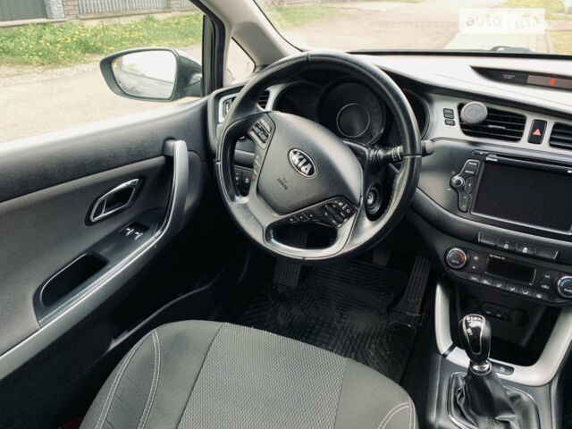 Серый Киа Сид, объемом двигателя 1.6 л и пробегом 230 тыс. км за 8500 $, фото 1 на Automoto.ua
