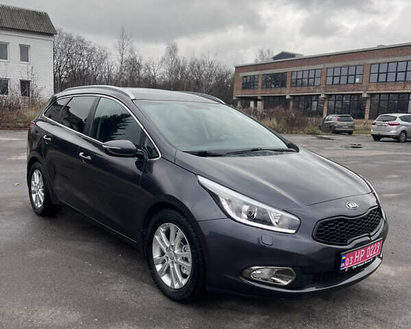 Серый Киа Сид, объемом двигателя 1.6 л и пробегом 183 тыс. км за 11000 $, фото 1 на Automoto.ua