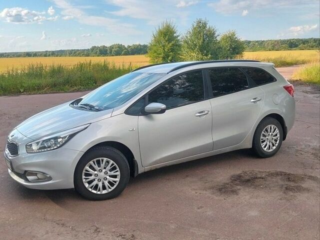 Серый Киа Сид, объемом двигателя 1.6 л и пробегом 247 тыс. км за 8500 $, фото 1 на Automoto.ua