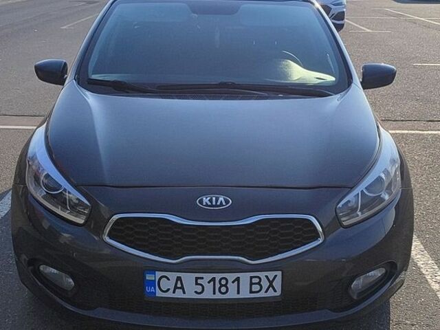 Сірий Кіа Сід, об'ємом двигуна 1.58 л та пробігом 251 тис. км за 8300 $, фото 1 на Automoto.ua