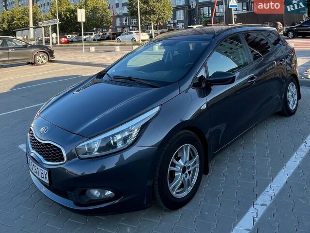 Серый Киа Сид, объемом двигателя 1.6 л и пробегом 251 тыс. км за 7300 $, фото 1 на Automoto.ua