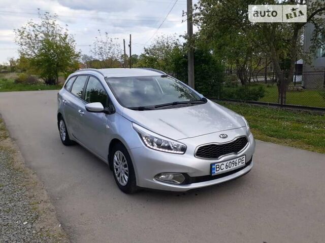 Сірий Кіа Сід, об'ємом двигуна 0 л та пробігом 259 тис. км за 8600 $, фото 1 на Automoto.ua