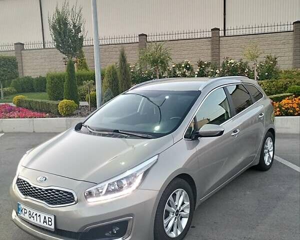 Серый Киа Сид, объемом двигателя 1.58 л и пробегом 182 тыс. км за 11650 $, фото 1 на Automoto.ua