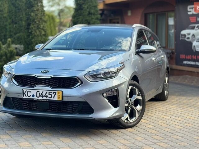 Серый Киа Сид, объемом двигателя 1.4 л и пробегом 221 тыс. км за 12800 $, фото 1 на Automoto.ua