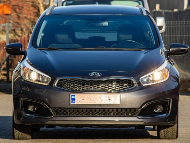 Серый Киа Сид, объемом двигателя 1.6 л и пробегом 130 тыс. км за 11200 $, фото 1 на Automoto.ua