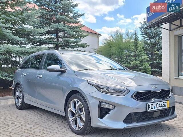 Серый Киа Сид, объемом двигателя 1.4 л и пробегом 220 тыс. км за 13800 $, фото 1 на Automoto.ua