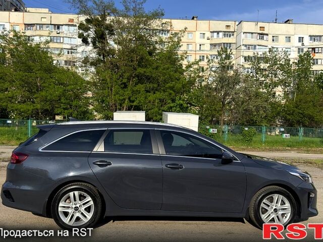 Серый Киа Сид, объемом двигателя 1.6 л и пробегом 41 тыс. км за 17200 $, фото 1 на Automoto.ua