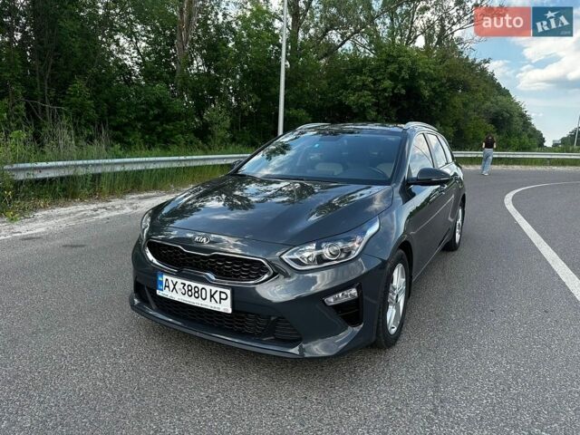 Сірий Кіа Сід, об'ємом двигуна 1.59 л та пробігом 40 тис. км за 16800 $, фото 1 на Automoto.ua