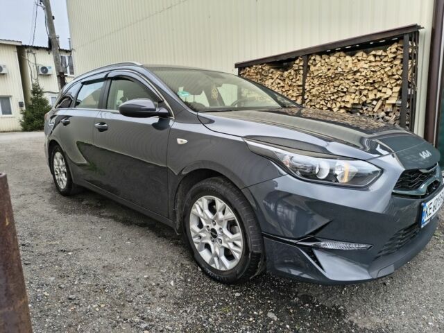 Серый Киа Сид, объемом двигателя 1.6 л и пробегом 26 тыс. км за 415 $, фото 1 на Automoto.ua