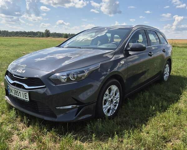Серый Киа Сид, объемом двигателя 1.59 л и пробегом 17 тыс. км за 18200 $, фото 1 на Automoto.ua