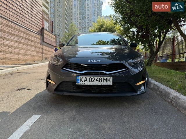 Серый Киа Сид, объемом двигателя 1.6 л и пробегом 70 тыс. км за 19000 $, фото 1 на Automoto.ua