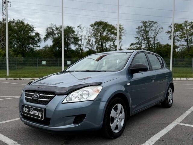 Синий Киа Сид, объемом двигателя 0 л и пробегом 226 тыс. км за 5300 $, фото 1 на Automoto.ua