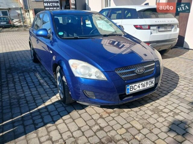 Синий Киа Сид, объемом двигателя 1.4 л и пробегом 193 тыс. км за 4300 $, фото 1 на Automoto.ua