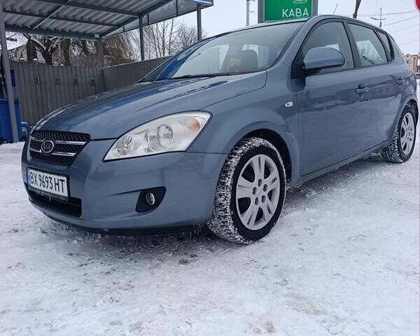 Синій Кіа Сід, об'ємом двигуна 1.59 л та пробігом 358 тис. км за 4900 $, фото 1 на Automoto.ua