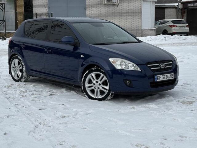 Синій Кіа Сід, об'ємом двигуна 1.6 л та пробігом 203 тис. км за 5500 $, фото 1 на Automoto.ua