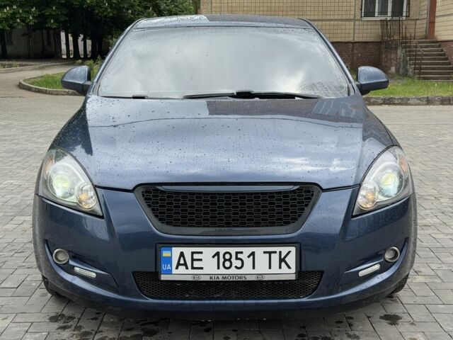 Синий Киа Сид, объемом двигателя 1.6 л и пробегом 273 тыс. км за 6499 $, фото 1 на Automoto.ua