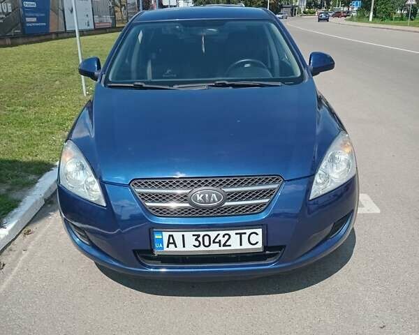 Синий Киа Сид, объемом двигателя 1.59 л и пробегом 295 тыс. км за 4900 $, фото 1 на Automoto.ua