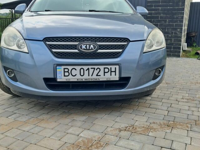 Синий Киа Сид, объемом двигателя 1.4 л и пробегом 225 тыс. км за 4100 $, фото 1 на Automoto.ua