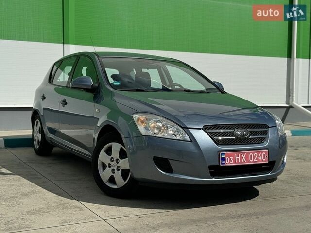 Синій Кіа Сід, об'ємом двигуна 1.6 л та пробігом 212 тис. км за 6200 $, фото 1 на Automoto.ua