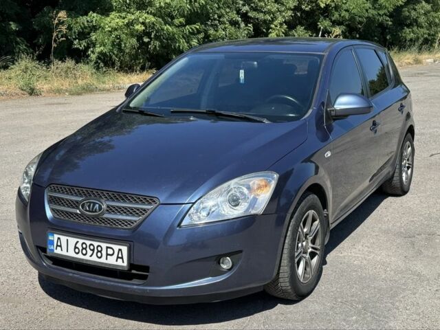 Синій Кіа Сід, об'ємом двигуна 1.6 л та пробігом 320 тис. км за 5384 $, фото 1 на Automoto.ua