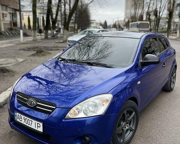 Синий Киа Сид, объемом двигателя 1.6 л и пробегом 242 тыс. км за 5100 $, фото 1 на Automoto.ua