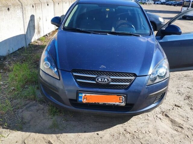 Синий Киа Сид, объемом двигателя 1.6 л и пробегом 400 тыс. км за 3199 $, фото 1 на Automoto.ua
