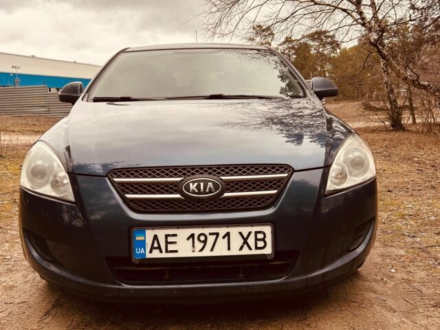 Синій Кіа Сід, об'ємом двигуна 1.6 л та пробігом 350 тис. км за 4600 $, фото 1 на Automoto.ua