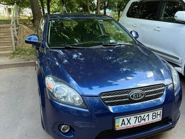 Синій Кіа Сід, об'ємом двигуна 1.6 л та пробігом 165 тис. км за 5200 $, фото 1 на Automoto.ua