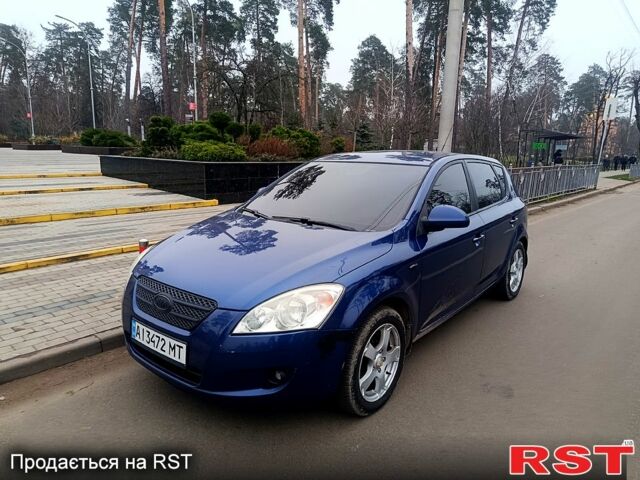Синий Киа Сид, объемом двигателя 2 л и пробегом 204 тыс. км за 5600 $, фото 1 на Automoto.ua