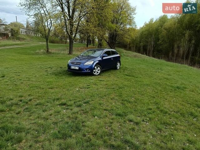 Синий Киа Сид, объемом двигателя 1.4 л и пробегом 254 тыс. км за 4999 $, фото 1 на Automoto.ua