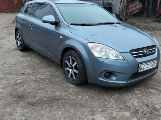 Синий Киа Сид, объемом двигателя 1.4 л и пробегом 200 тыс. км за 2650 $, фото 1 на Automoto.ua