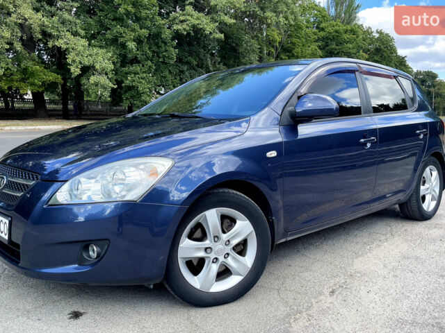 Синий Киа Сид, объемом двигателя 1.6 л и пробегом 150 тыс. км за 7200 $, фото 1 на Automoto.ua
