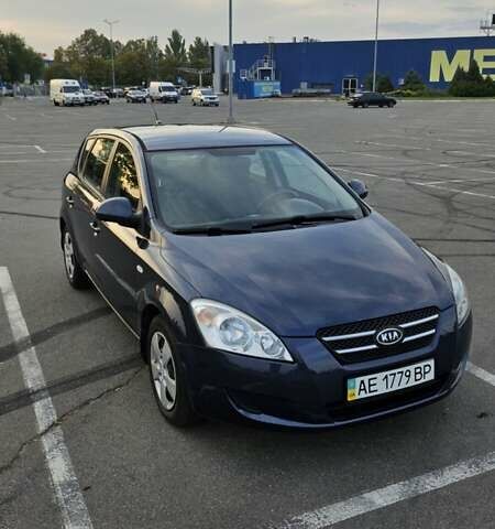 Синій Кіа Сід, об'ємом двигуна 1.6 л та пробігом 136 тис. км за 6500 $, фото 1 на Automoto.ua