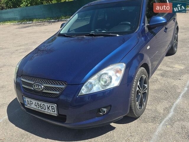 Синий Киа Сид, объемом двигателя 1.58 л и пробегом 225 тыс. км за 7000 $, фото 1 на Automoto.ua