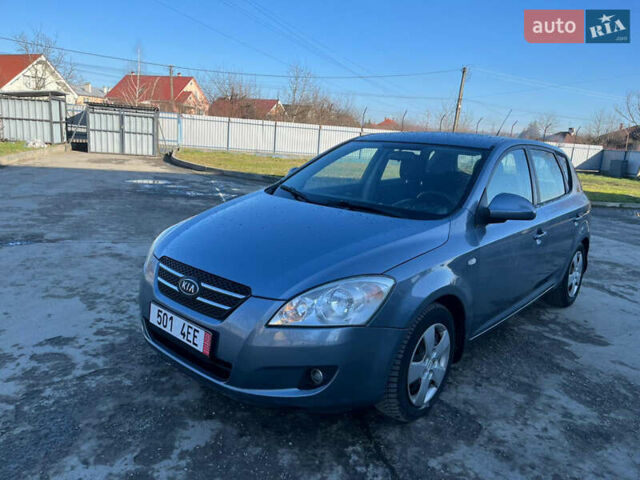 Синий Киа Сид, объемом двигателя 1.4 л и пробегом 177 тыс. км за 4999 $, фото 1 на Automoto.ua