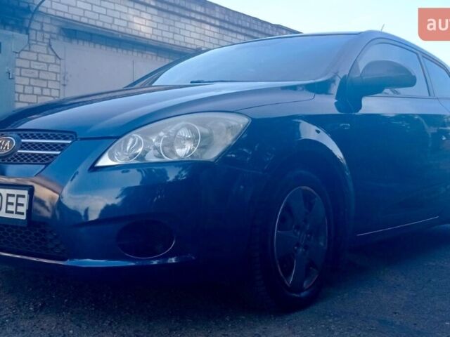 Синій Кіа Сід, об'ємом двигуна 1.4 л та пробігом 190 тис. км за 5800 $, фото 1 на Automoto.ua