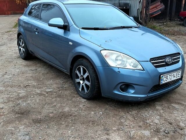Синій Кіа Сід, об'ємом двигуна 1.4 л та пробігом 200 тис. км за 2650 $, фото 1 на Automoto.ua