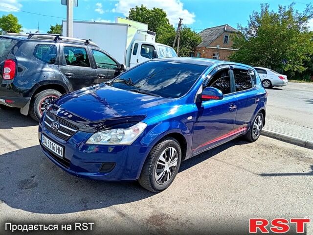 Синий Киа Сид, объемом двигателя 1.6 л и пробегом 245 тыс. км за 4900 $, фото 1 на Automoto.ua