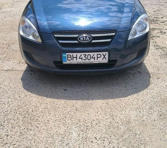 Синій Кіа Сід, об'ємом двигуна 1.4 л та пробігом 151 тис. км за 5900 $, фото 1 на Automoto.ua