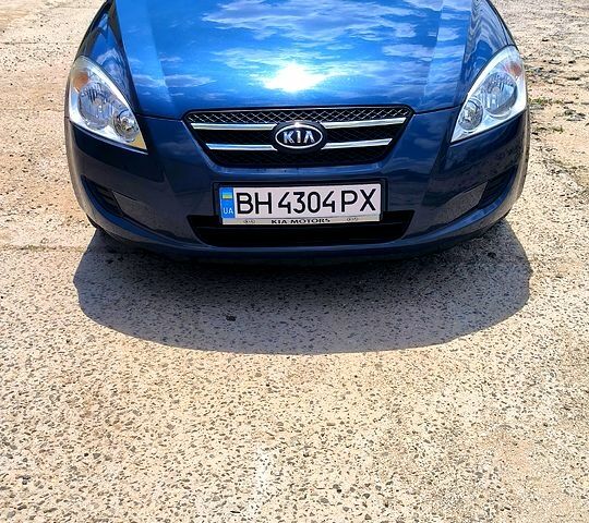 Синій Кіа Сід, об'ємом двигуна 1.4 л та пробігом 151 тис. км за 5900 $, фото 1 на Automoto.ua
