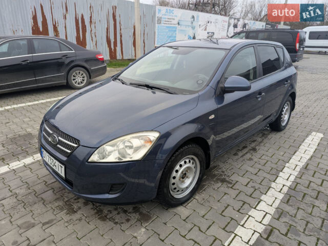 Синій Кіа Сід, об'ємом двигуна 1.59 л та пробігом 145 тис. км за 5500 $, фото 1 на Automoto.ua