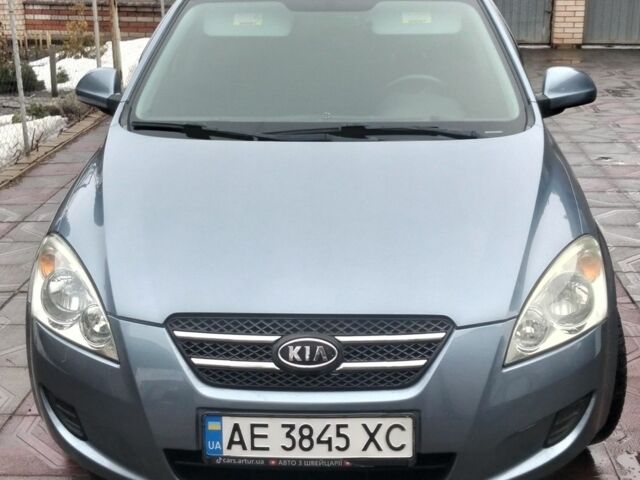 Синій Кіа Сід, об'ємом двигуна 1.6 л та пробігом 251 тис. км за 5700 $, фото 1 на Automoto.ua