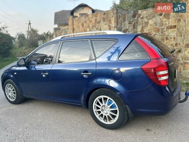 Синий Киа Сид, объемом двигателя 1.6 л и пробегом 274 тыс. км за 5400 $, фото 1 на Automoto.ua
