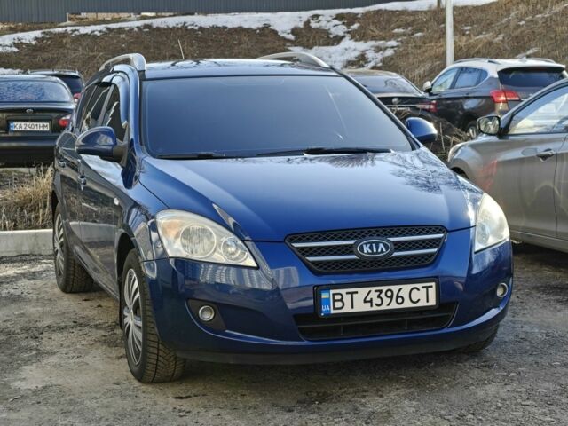Синий Киа Сид, объемом двигателя 1.4 л и пробегом 260 тыс. км за 5600 $, фото 1 на Automoto.ua
